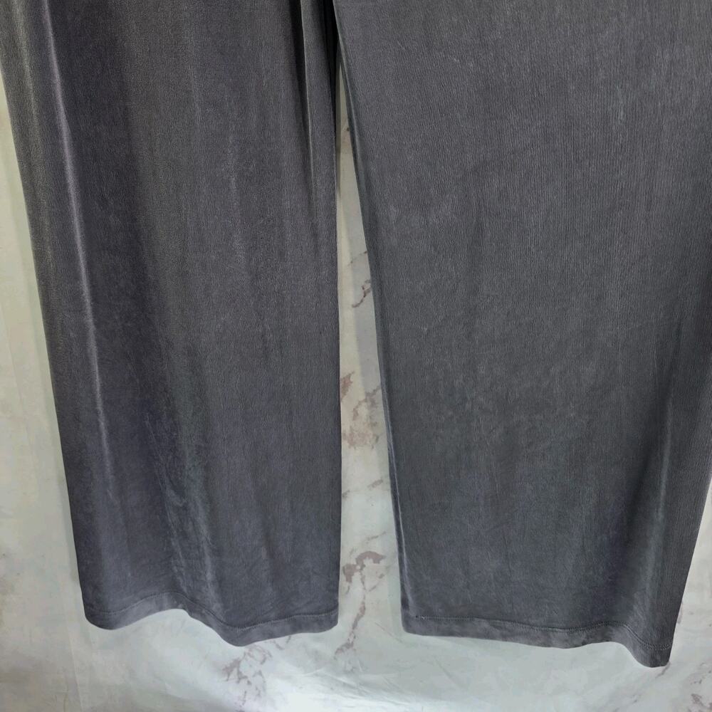 Chicos Pants Womens 8 1 X 28 Purple Liquid Knit Pull On Wide Leg Travelers Pull - Picture 8 of 12